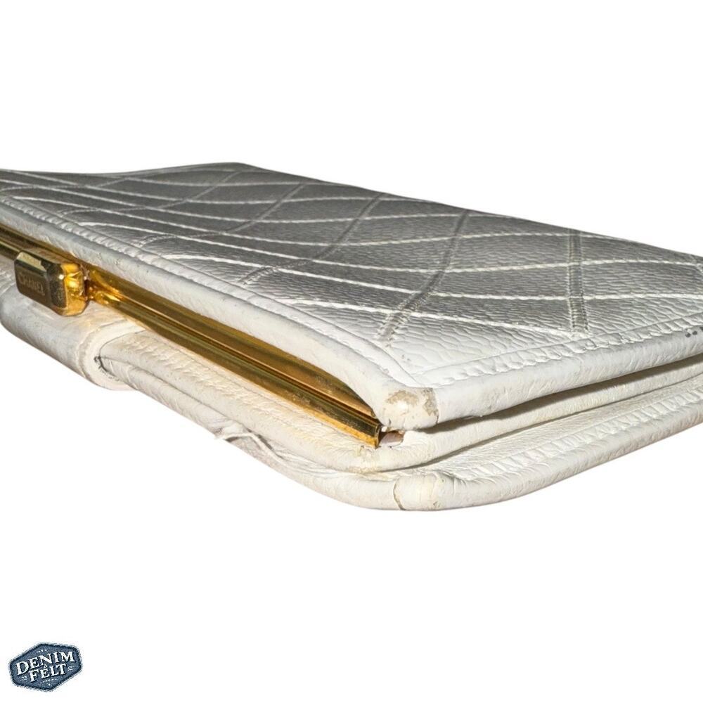 Chanel White Quilted Caviar Leather Long Snap Closure Wallet with Gold CC Logo - Picture 7 of 15